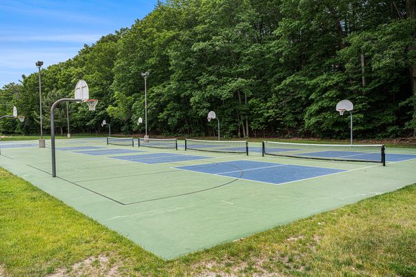 Exterior, Tennis Courts