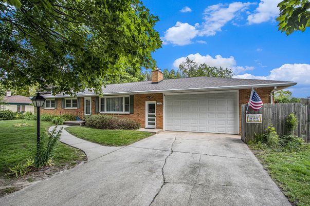 Attached, Exterior, Facade, Brick Facade, Ranch