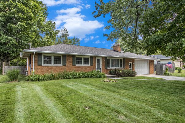 Attached, Exterior, Facade, Brick Facade, Ranch