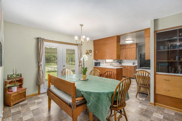 Chandelier, Dining room, Interior, Kitchen, Pendant Lights