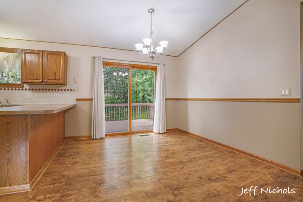 Chandelier, Empty room, Interior, Pendant Lights, Wood Texture Flooring