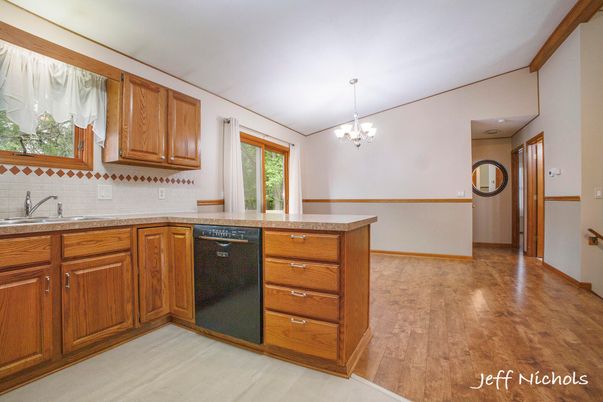 Chandelier, Interior, Kitchen, Wood Texture Flooring