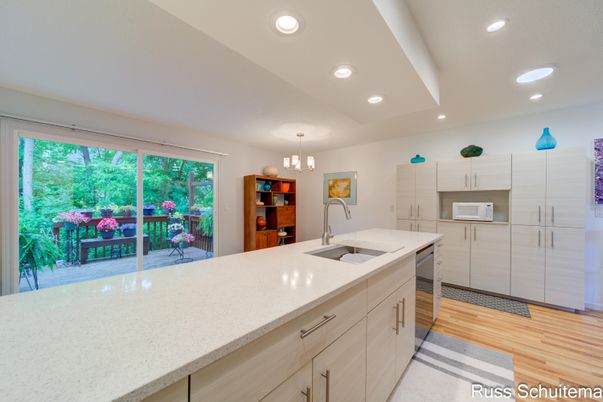 Chandelier, Interior, Kitchen, Recessed Lighting, Wood Texture Flooring