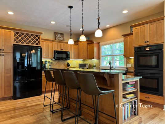 Interior, Kitchen, Pendant Lights, Recessed Lighting, Wood Texture Flooring