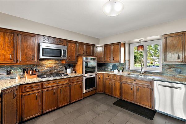 Interior, Kitchen, Stainless Steel Appliances