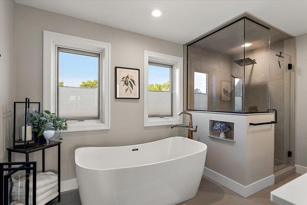Bathroom, Free Standing Baths, Glass Shower, Interior, Recessed Lighting