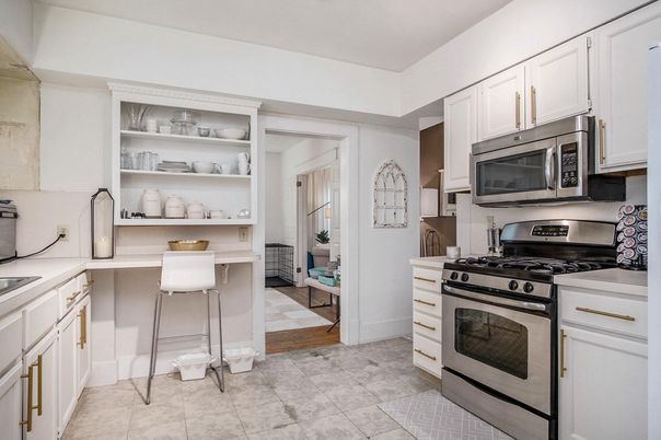 Interior, Kitchen, Stainless Steel Appliances, Wood Texture Flooring
