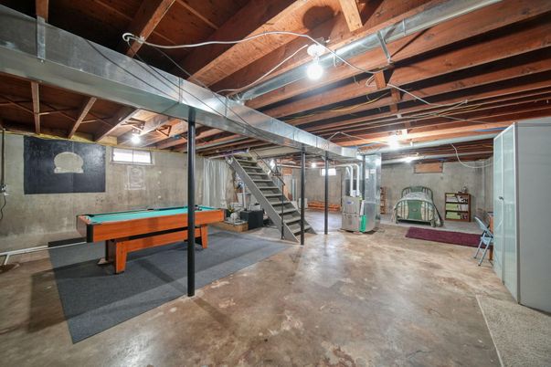 Billiard Table, Game Room, Interior, Wooden Beams, Wooden Ceilings