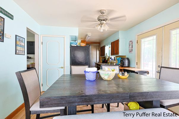 Dining room, Interior