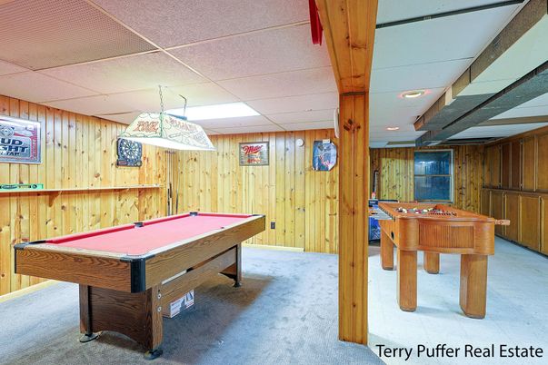 Billiard Table, Game Room, Interior, Recessed Lighting, Wooden Walls
