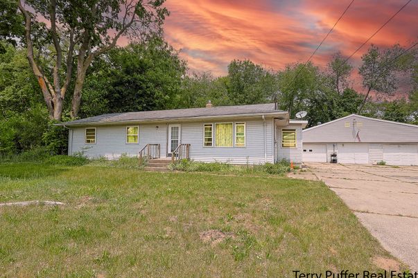 Backyard, Detached Garage, Exterior, Facade, Ranch