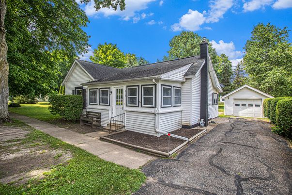 Backyard, Detached Garage, Exterior