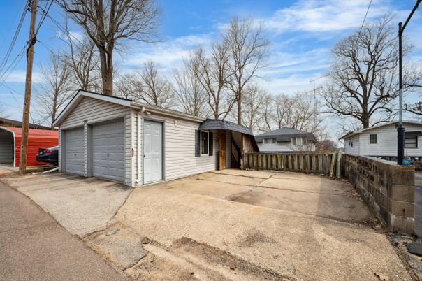 Backyard, Detached Garage, Exterior