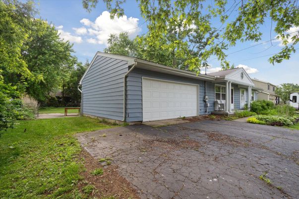 Backyard, Detached Garage, Exterior