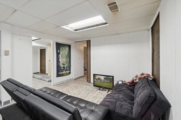 Fireplace, Interior, Living room