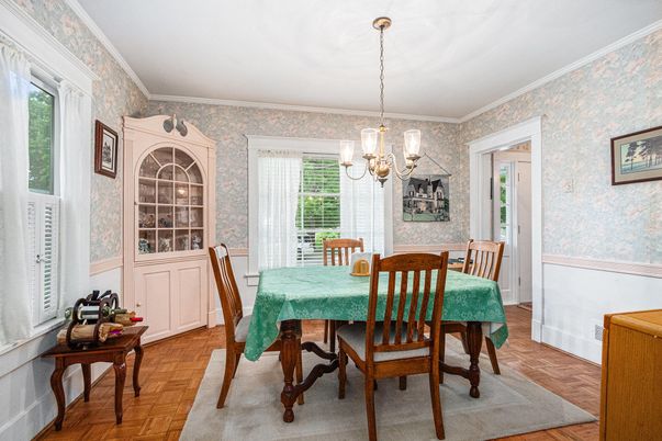 Chandelier, Dining room, Interior, Wood Texture Flooring