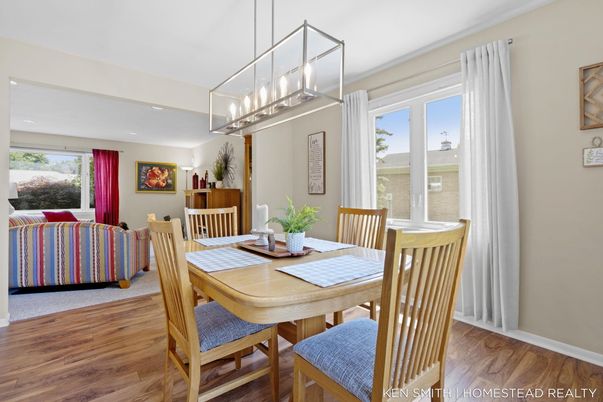 Dining room, Interior, Living room, Pendant Lights, Recessed Lighting, Wood Texture Flooring
