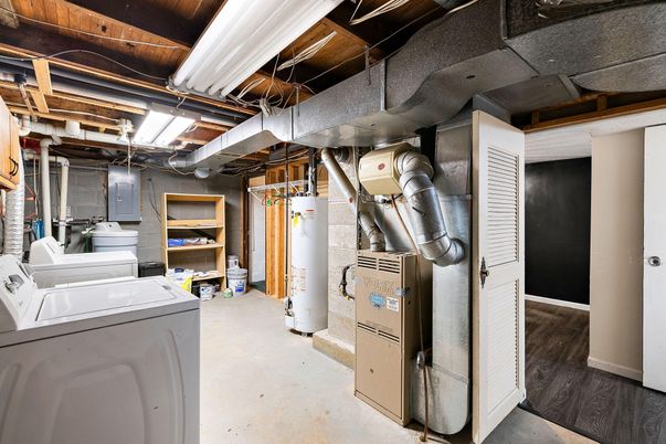 Interior, Utility Closets, Washer