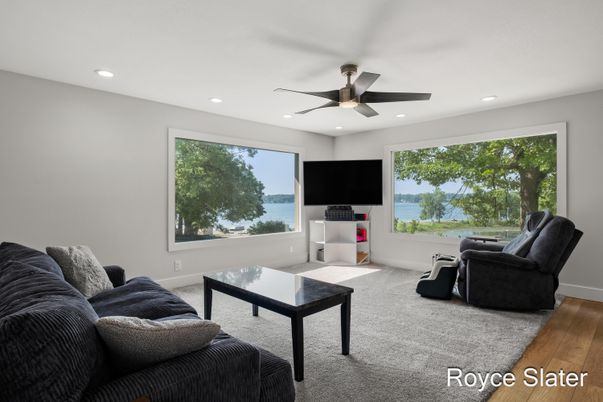 Interior, Living room, Recessed Lighting, Water, Wood Texture Flooring