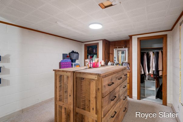 Interior, Recessed Lighting, Walk-in Closets