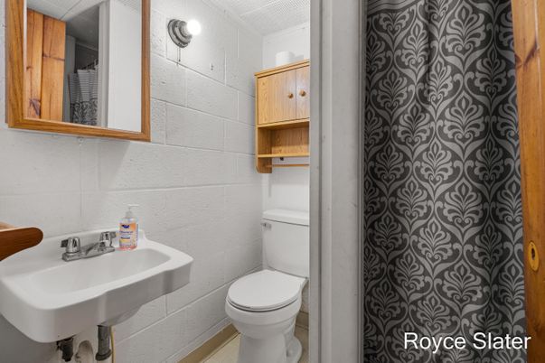 Bathroom, Interior