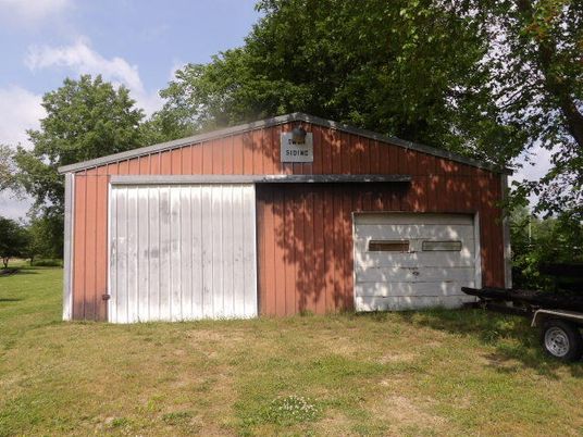 Detached Garage, Exterior