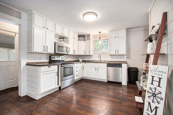 Interior, Kitchen, Pendant Lights, Stainless Steel Appliances, Wood Texture Flooring