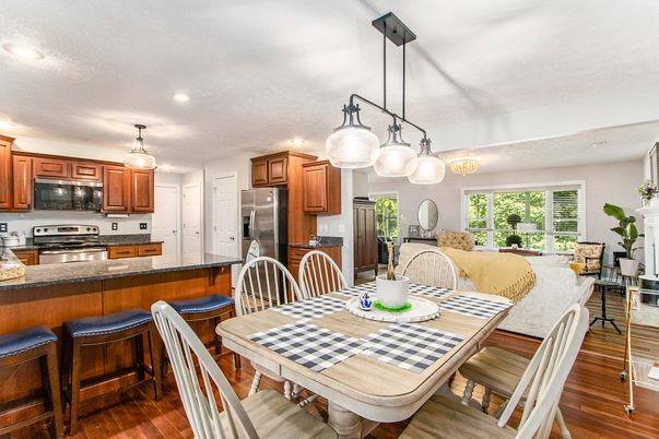 Dining room, Interior, Kitchen, Pendant Lights, Recessed Lighting, Stainless Steel Appliances, Wood Texture Flooring