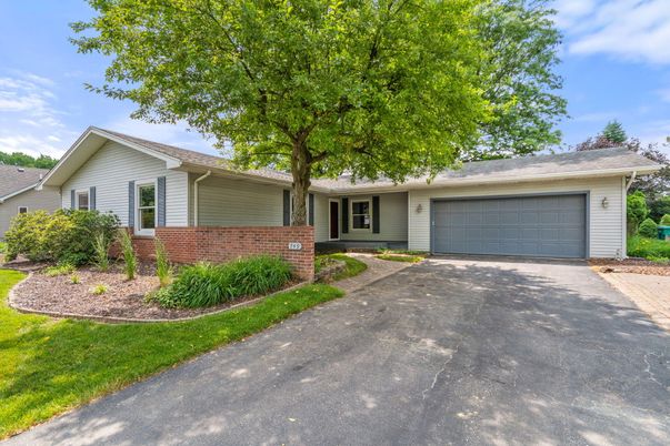Attached, Exterior, Facade, Brick Facade, Ranch