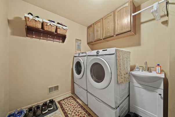 Interior, Washer