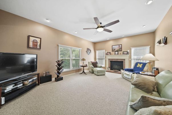 Fireplace, Interior, Living room, Recessed Lighting