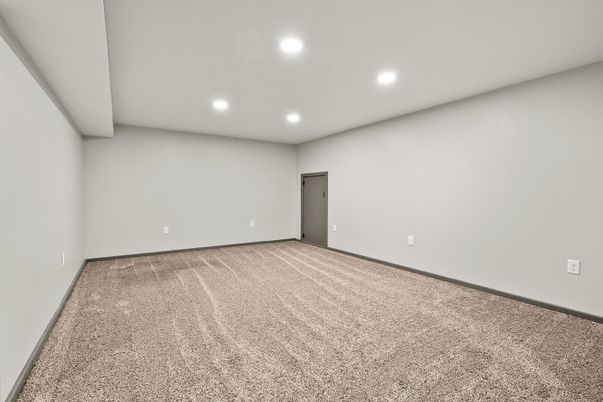 Empty room, Interior, Recessed Lighting