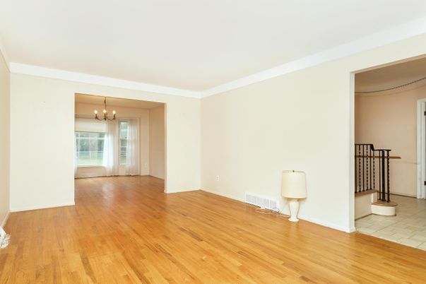 Chandelier, Empty room, Interior, Wood Texture Flooring