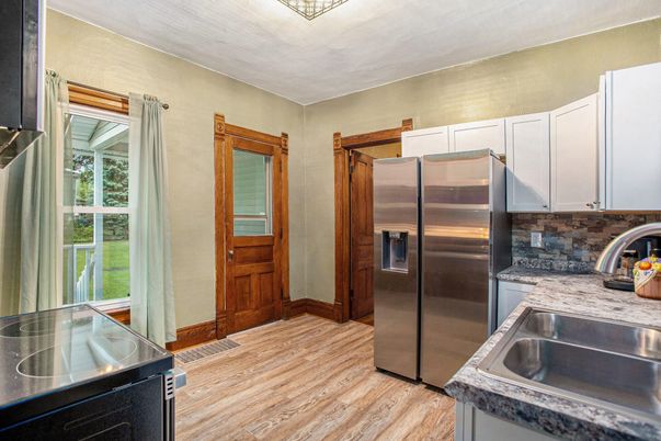 Interior, Kitchen, Stainless Steel Appliances, Wood Texture Flooring