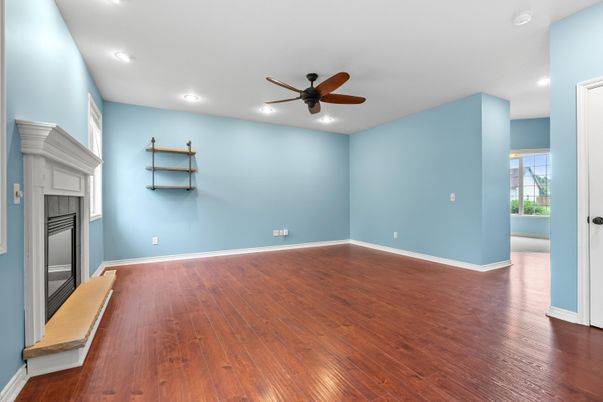 Empty room, Interior, Recessed Lighting, Wood Texture Flooring