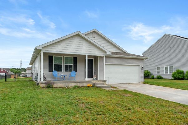 Attached, Backyard, Exterior, Facade, American Craftsman