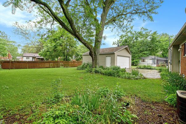 Backyard, Detached Garage, Exterior