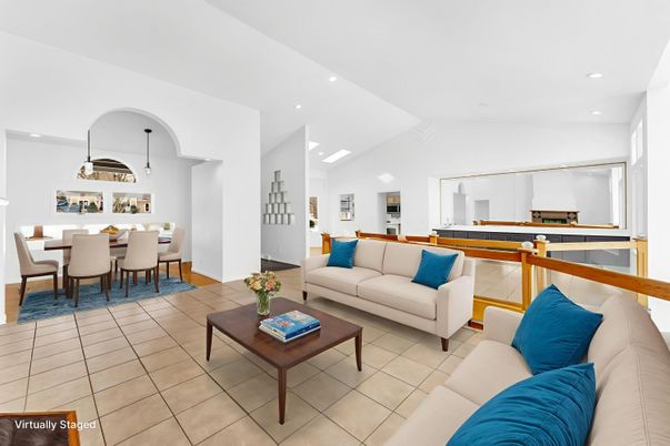 Dining room, Interior, Living room, Pendant Lights, Recessed Lighting
