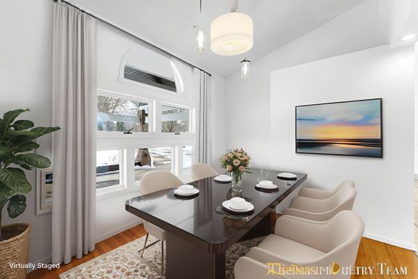 Dining room, Interior, Pendant Lights, Recessed Lighting, Wood Texture Flooring