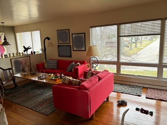 Interior, Living room, Pendant Lights, Wood Texture Flooring