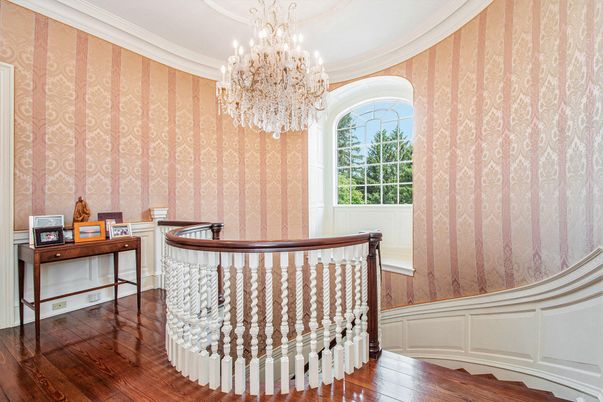 Chandelier, Interior, Wood Texture Flooring