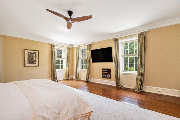 Bedroom, Fireplace, Interior, Wood Texture Flooring