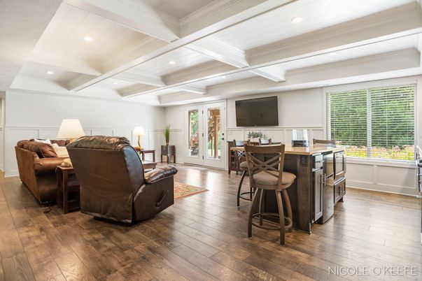 Interior, Living room, Recessed Lighting, Wood Texture Flooring