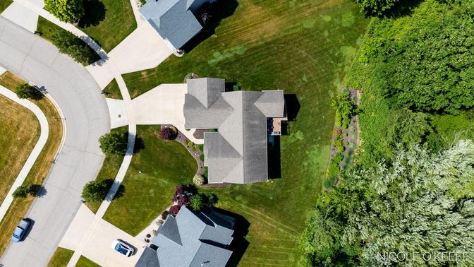 Exterior, Drone
