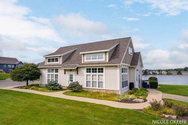 Exterior, Facade, Water, Cape Cod