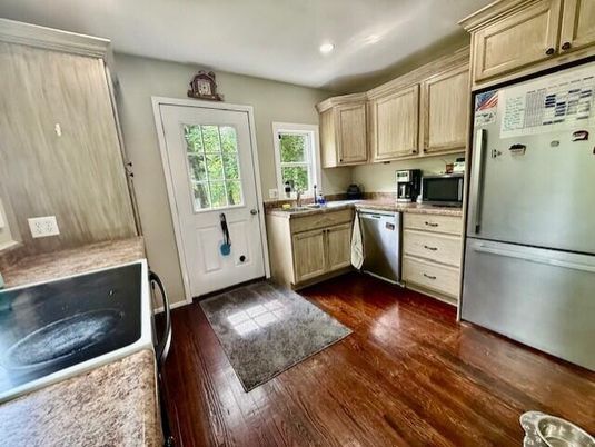 Interior, Kitchen, Recessed Lighting, Wood Texture Flooring