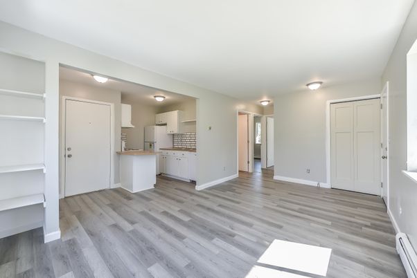 Empty room, Interior, Kitchen, Wood Texture Flooring