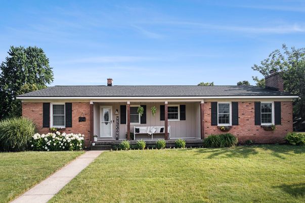 Exterior, Facade, Brick Facade, Ranch
