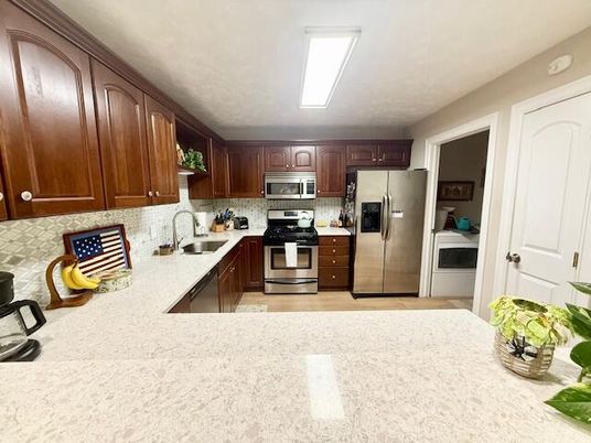 Interior, Kitchen, Stainless Steel Appliances