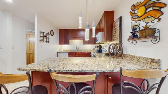 Interior, Kitchen, Pendant Lights, Recessed Lighting